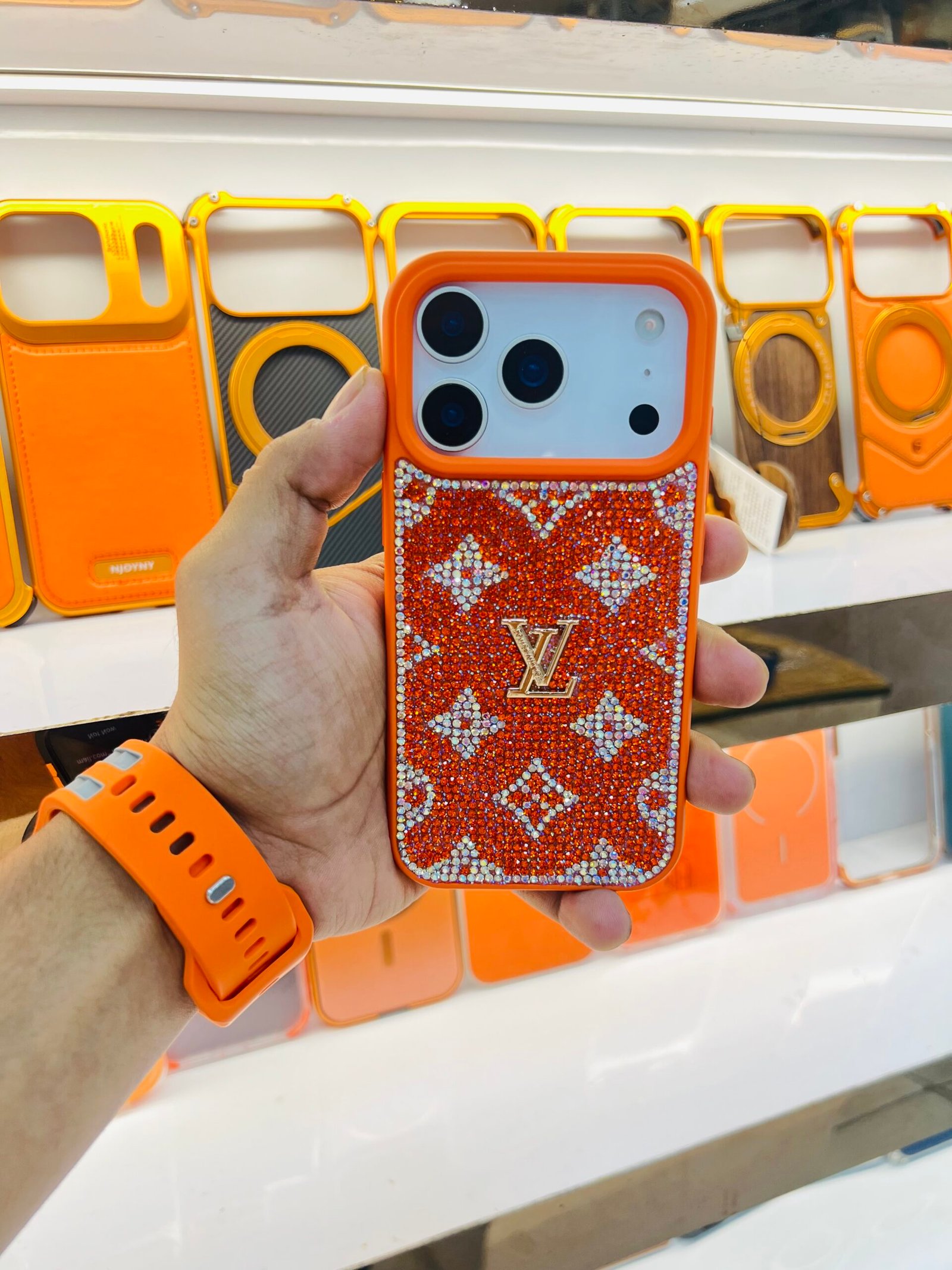 LV DAIMOND LUXURY CASE
