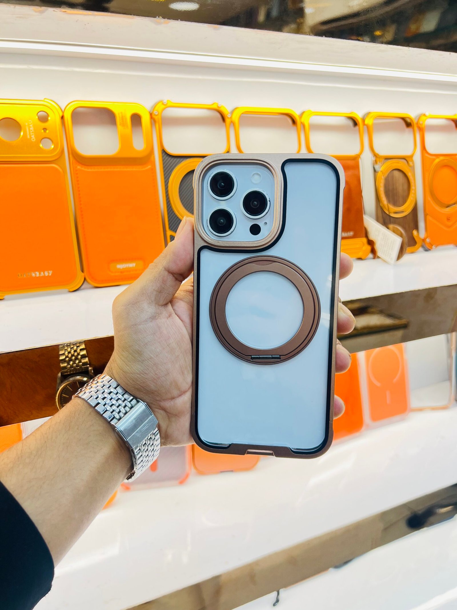 Transperant metal case