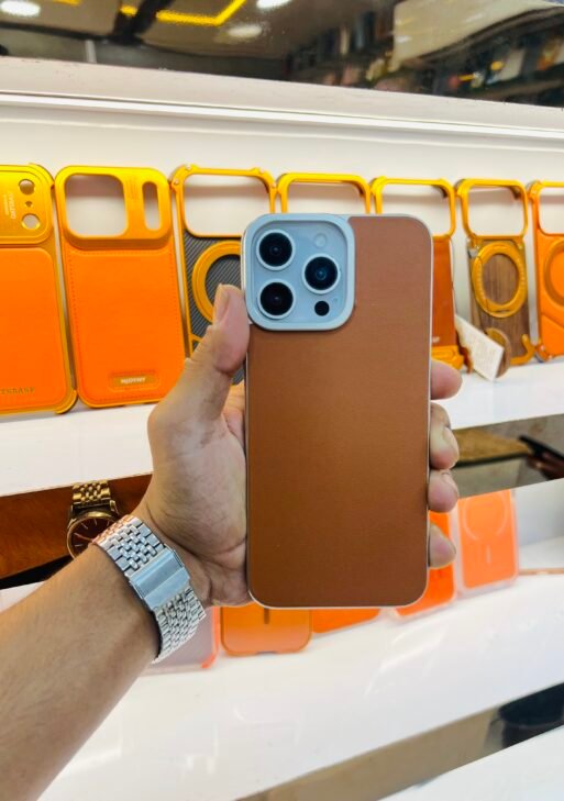 Magnetic metal case