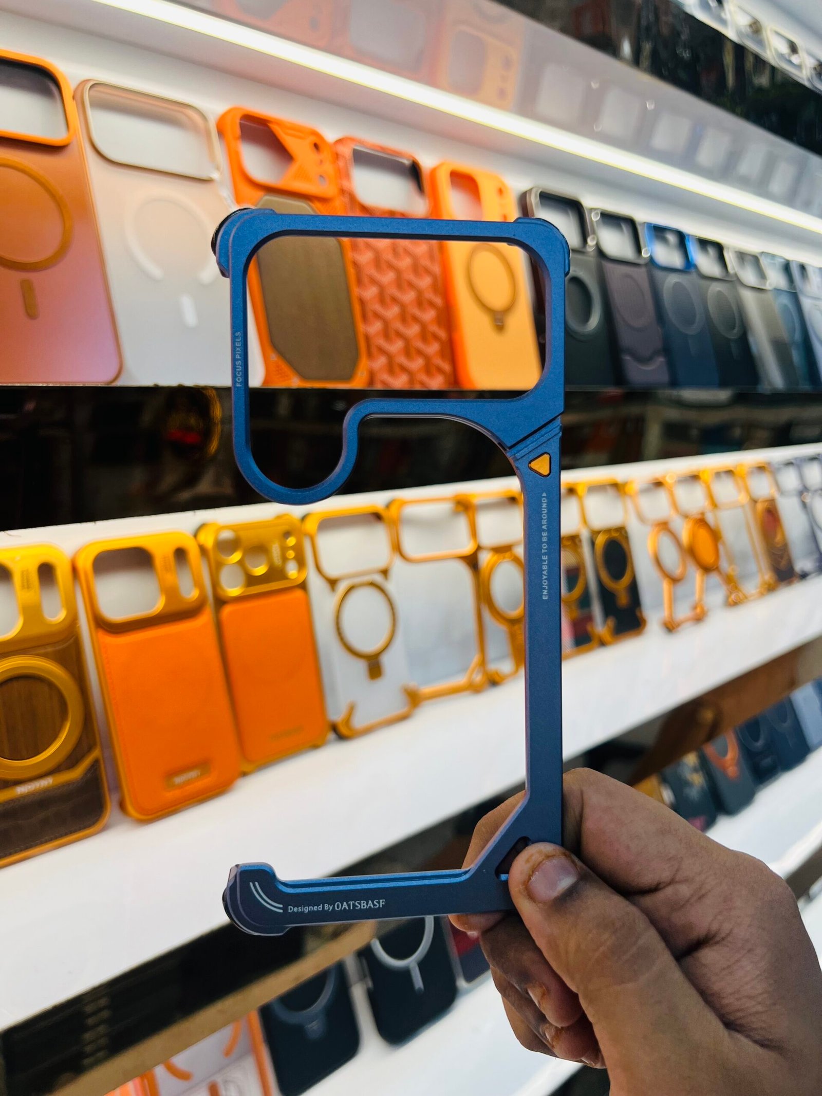 9-design metal case